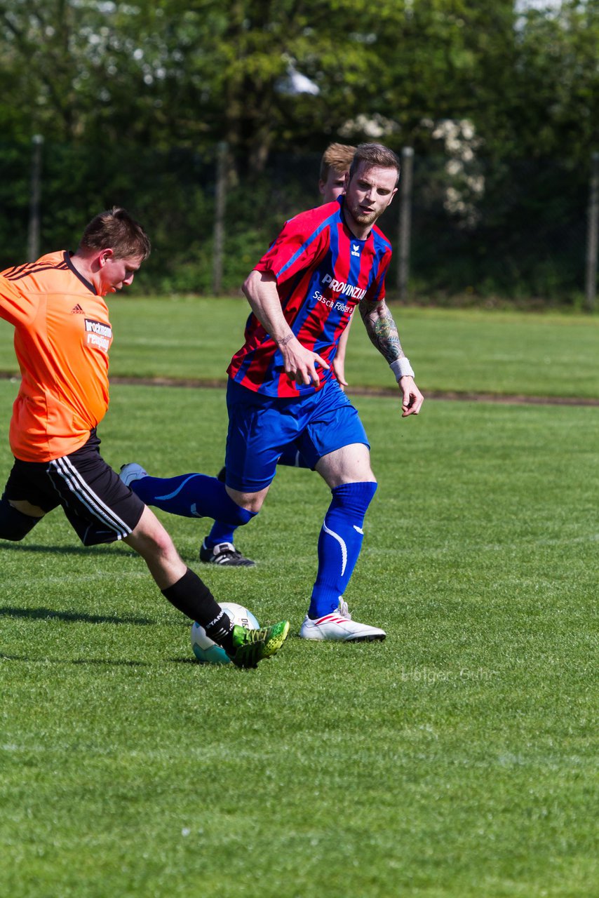 Bild 143 - Herren FSG BraWie 08 - TSV Ntzen : Ergebnis: 1:2